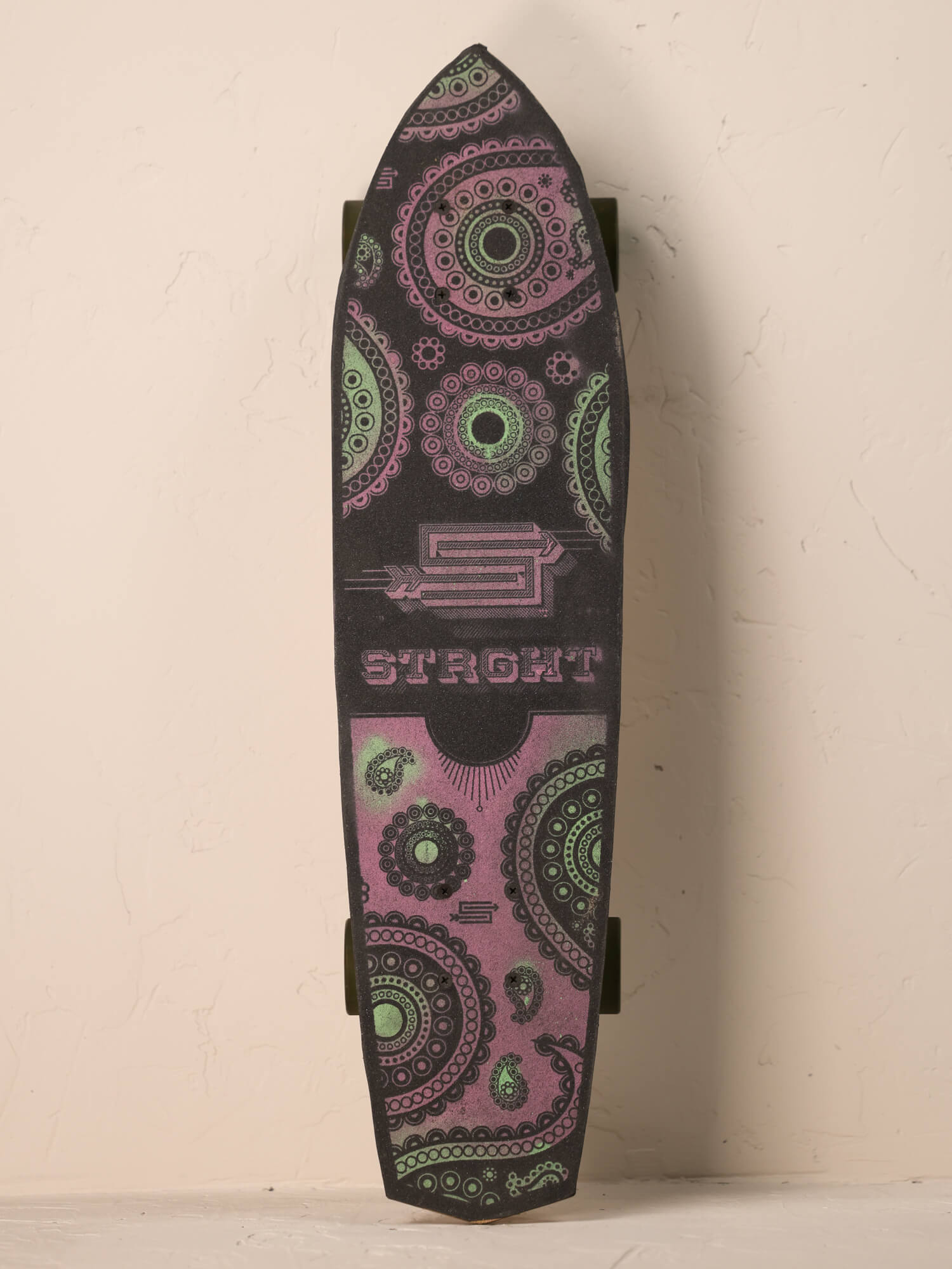 Paisley Logo Painted Grip | Retro Cruiser Complete