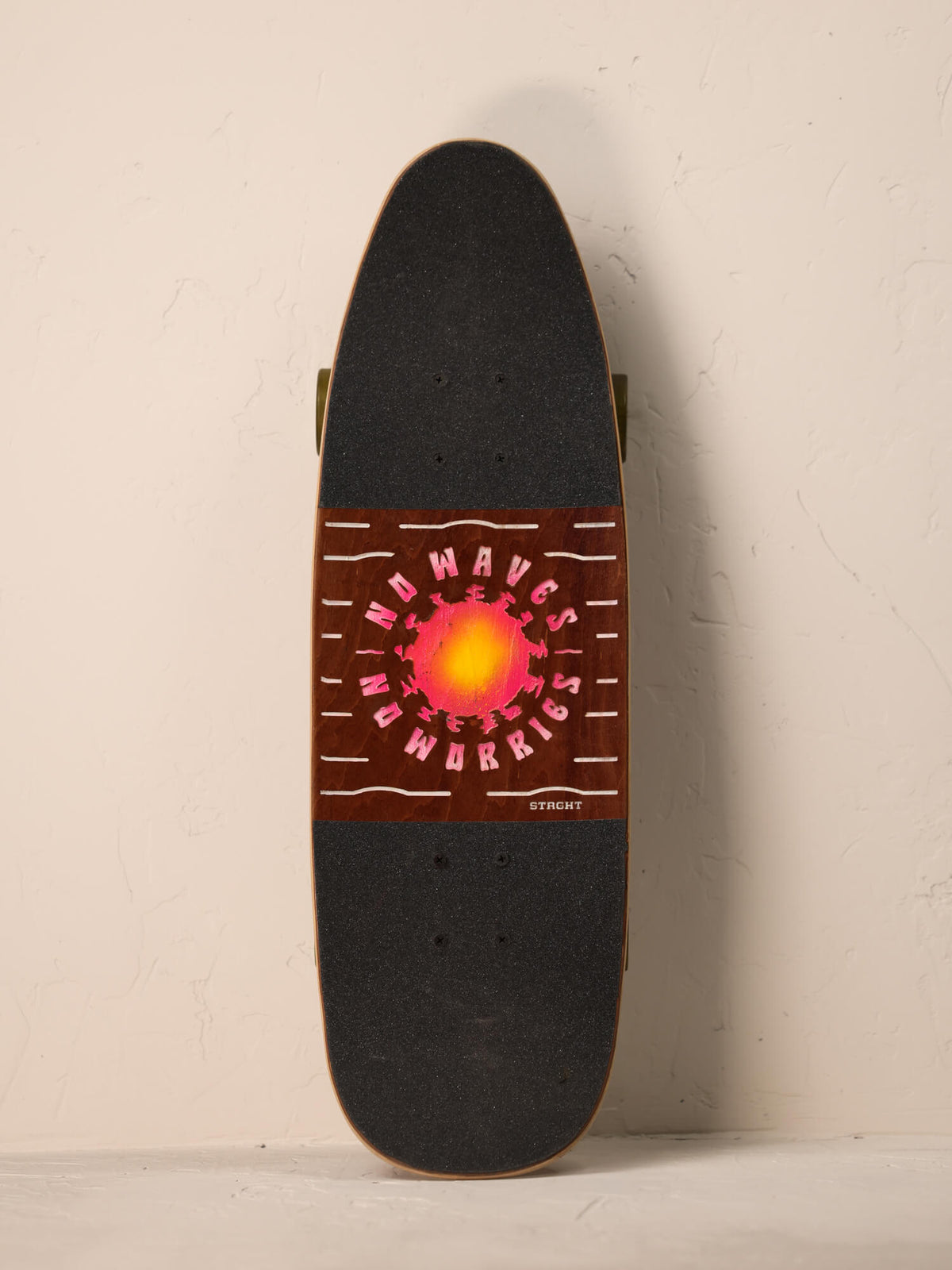 No Waves No Worries Half Carved A | Street Cruiser Complete